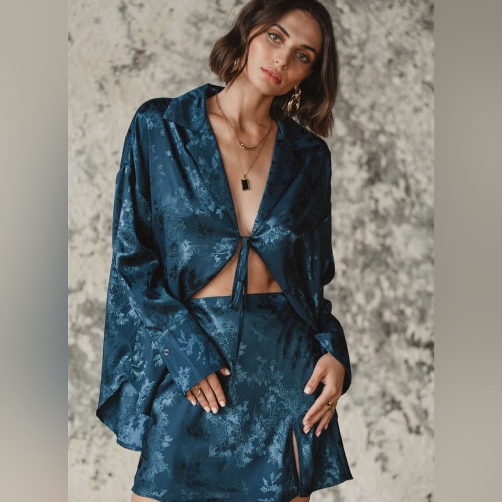 NWT 12th Tribe Jaquard Tie Top and Skirt Set